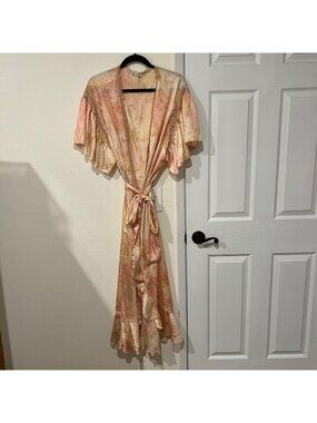 Free People Boho Flowy Satin Floral Print Maxi Robe Size Small NWOT